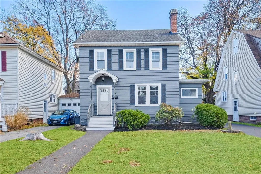 12 Lown Court Poughkeepsie NY 12603
