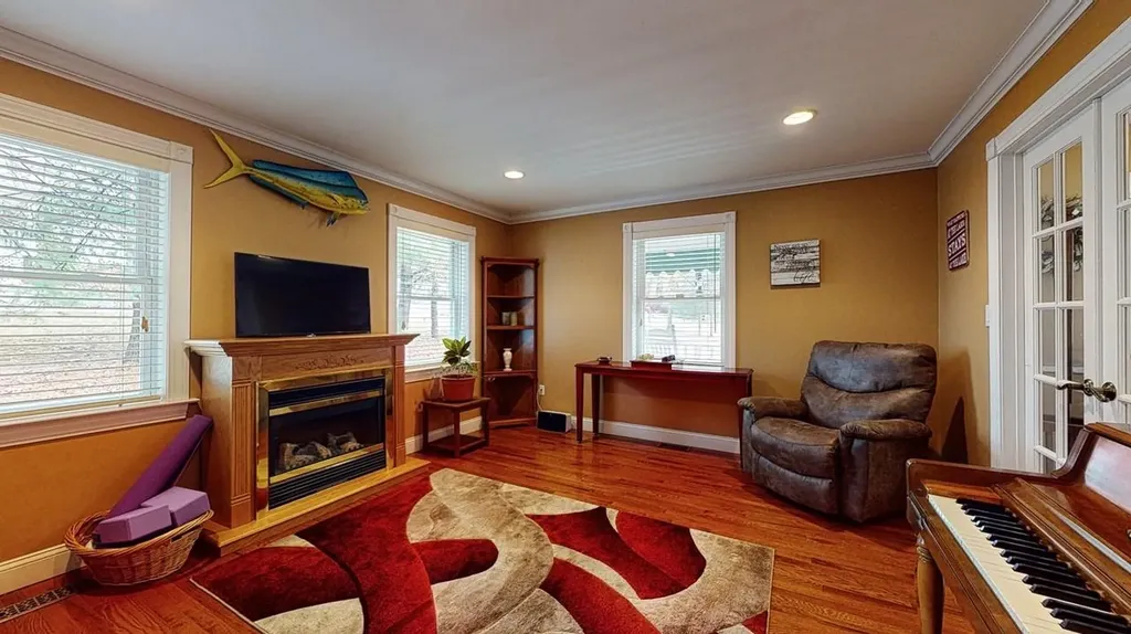 27 Edward Place Monroe NY 10950