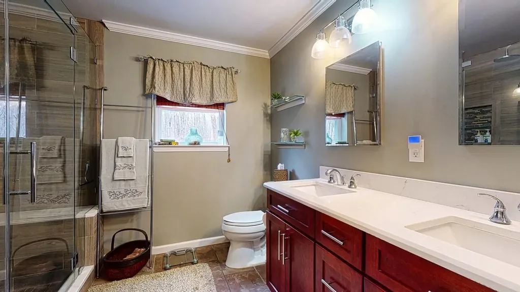 27 Edward Place Monroe NY 10950