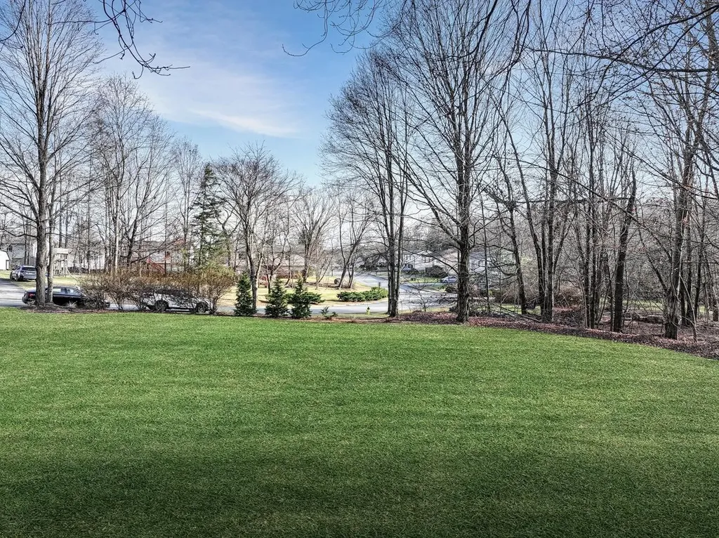 27 Edward Place Monroe NY 10950