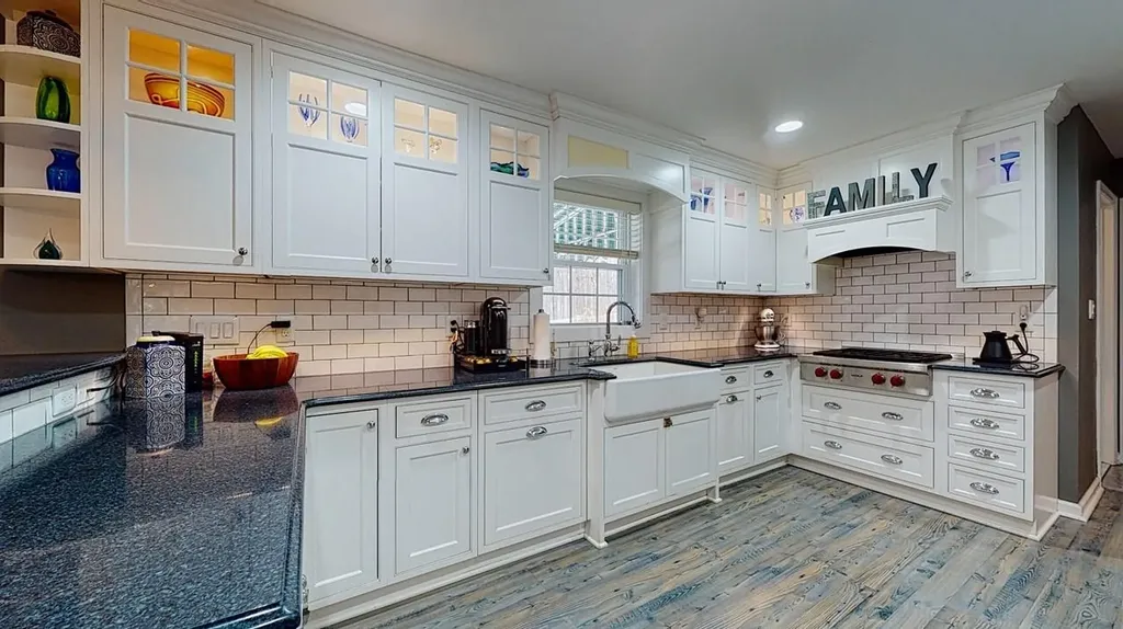 27 Edward Place Monroe NY 10950