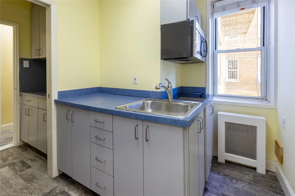 5601 Riverdale Avenue Bronx NY 10471