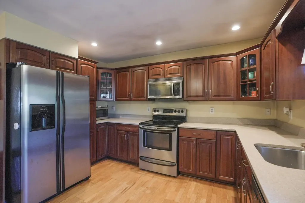 921 Lyman Avenue Peekskill NY 10566