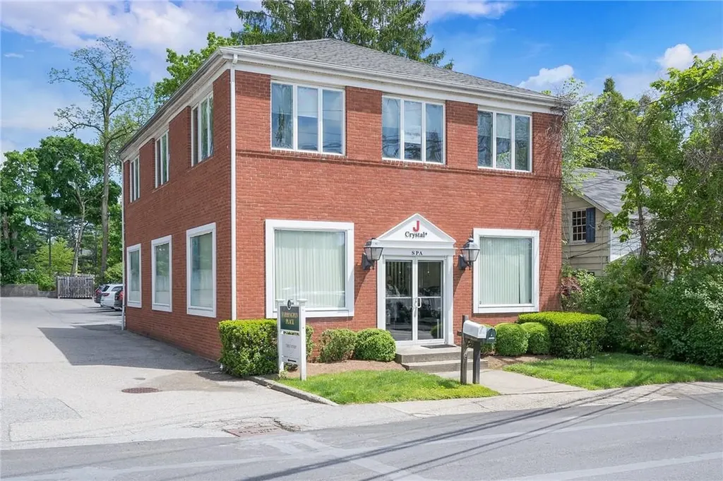 6 Maple Avenue Armonk NY 10504