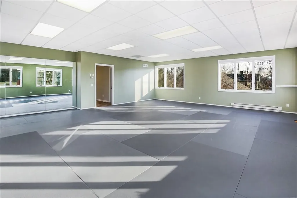 6 Maple Avenue Armonk NY 10504