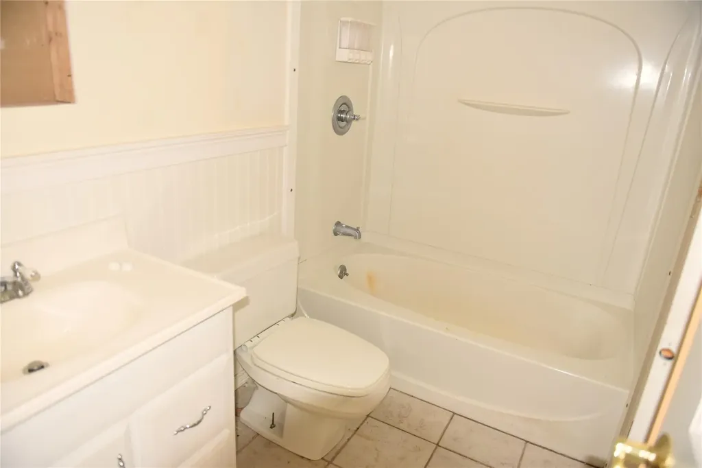 225 Upper Road Middletown NY 10940