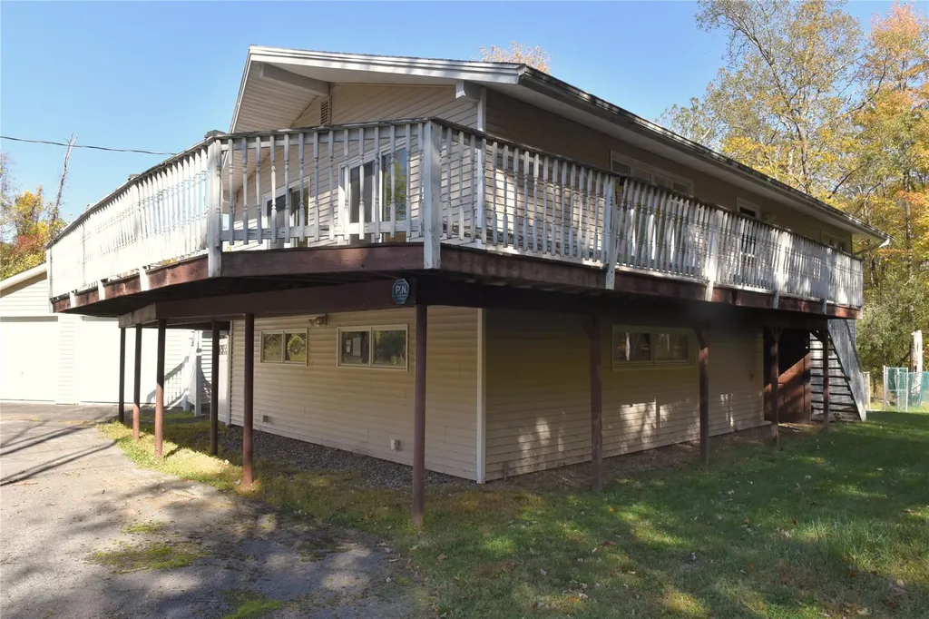 225 Upper Road Middletown NY 10940