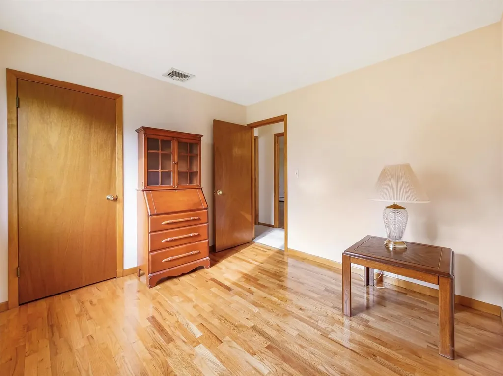 4 Saymor Drive Bardonia NY 10954