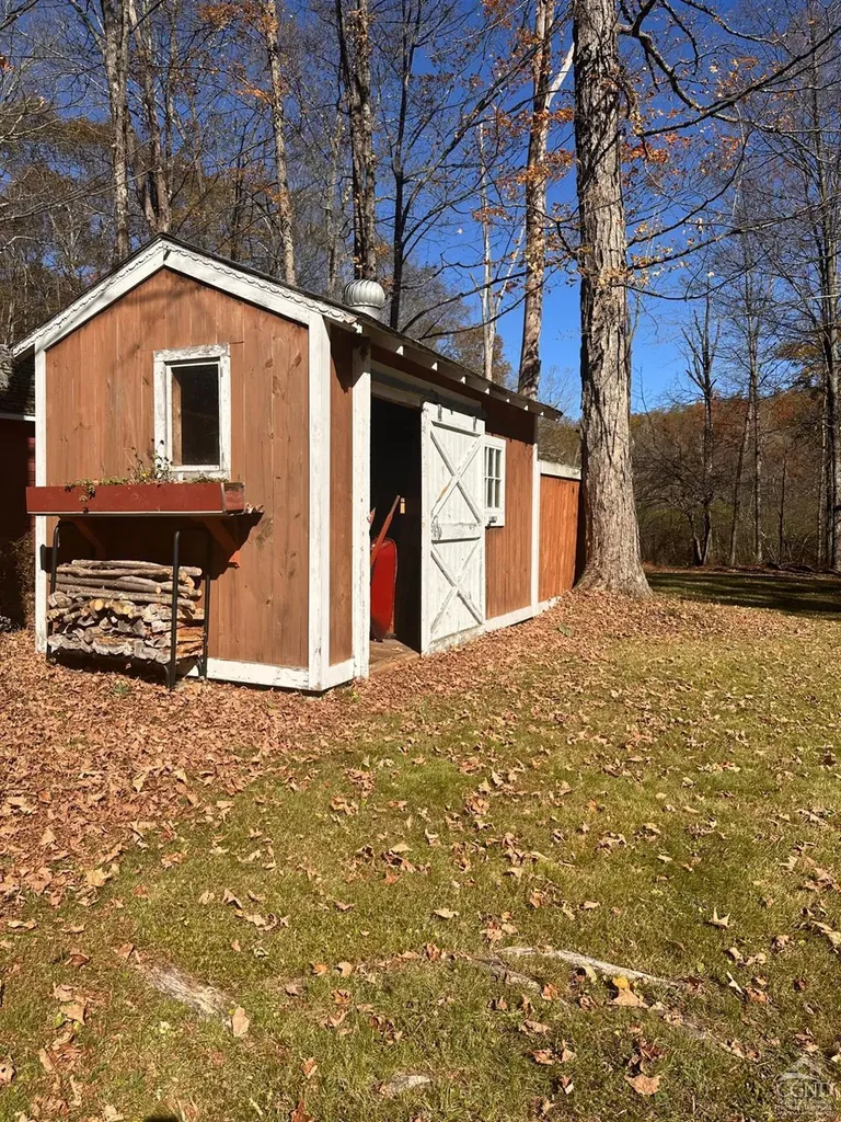 36 Decker Road Ancram NY 12502