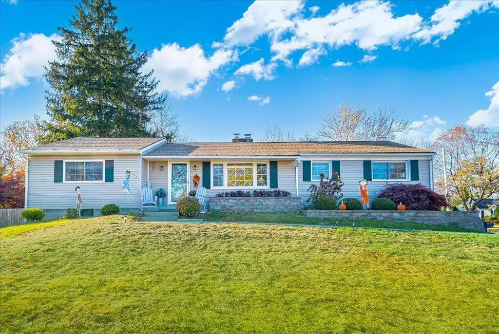 184 Wilbur Boulevard Poughkeepsie NY 12603