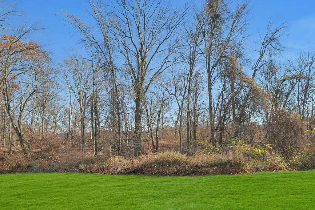 223 Horseshoe Circle Ossining NY 10562