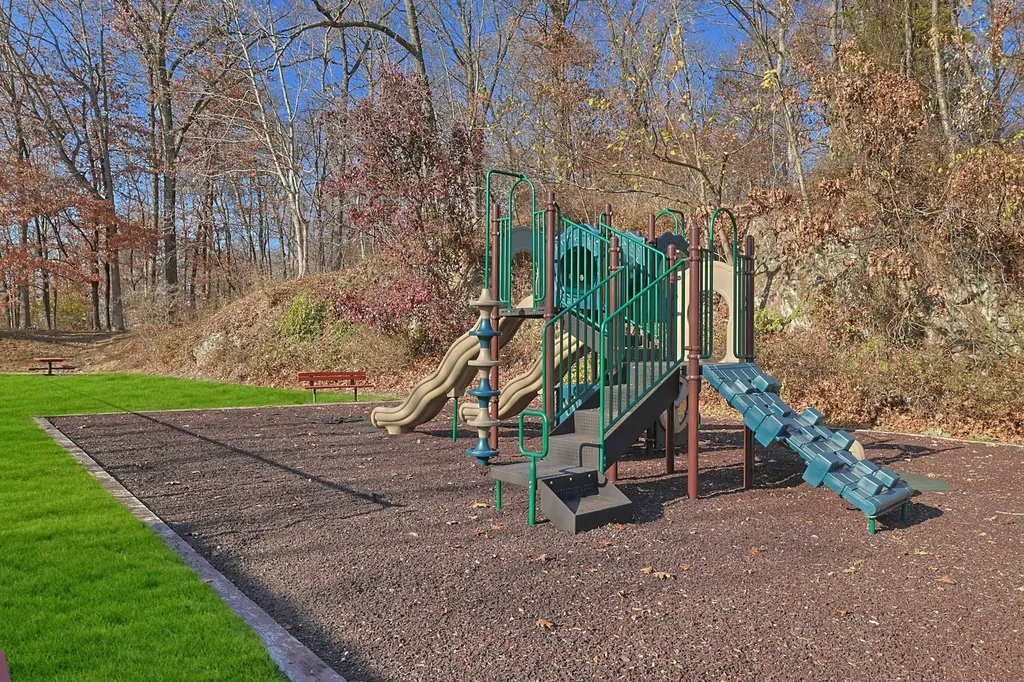 223 Horseshoe Circle Ossining NY 10562