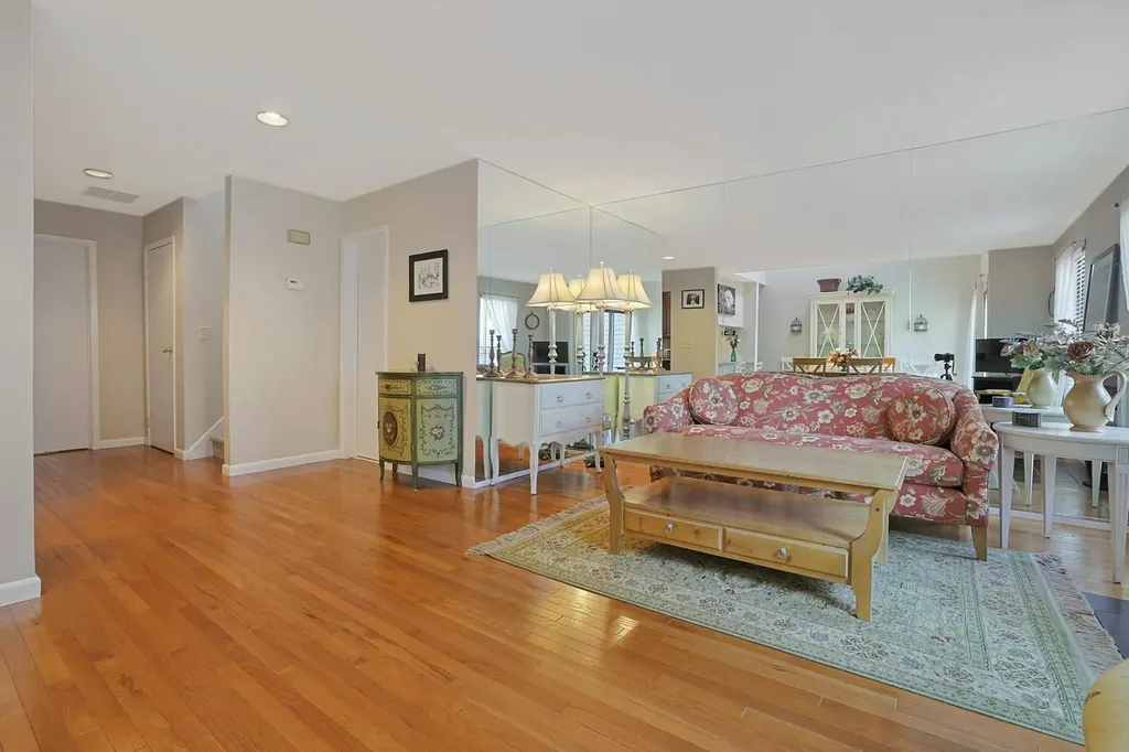 223 Horseshoe Circle Ossining NY 10562