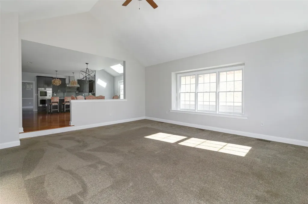 87 Keith Drive Poughkeepsie NY 12603