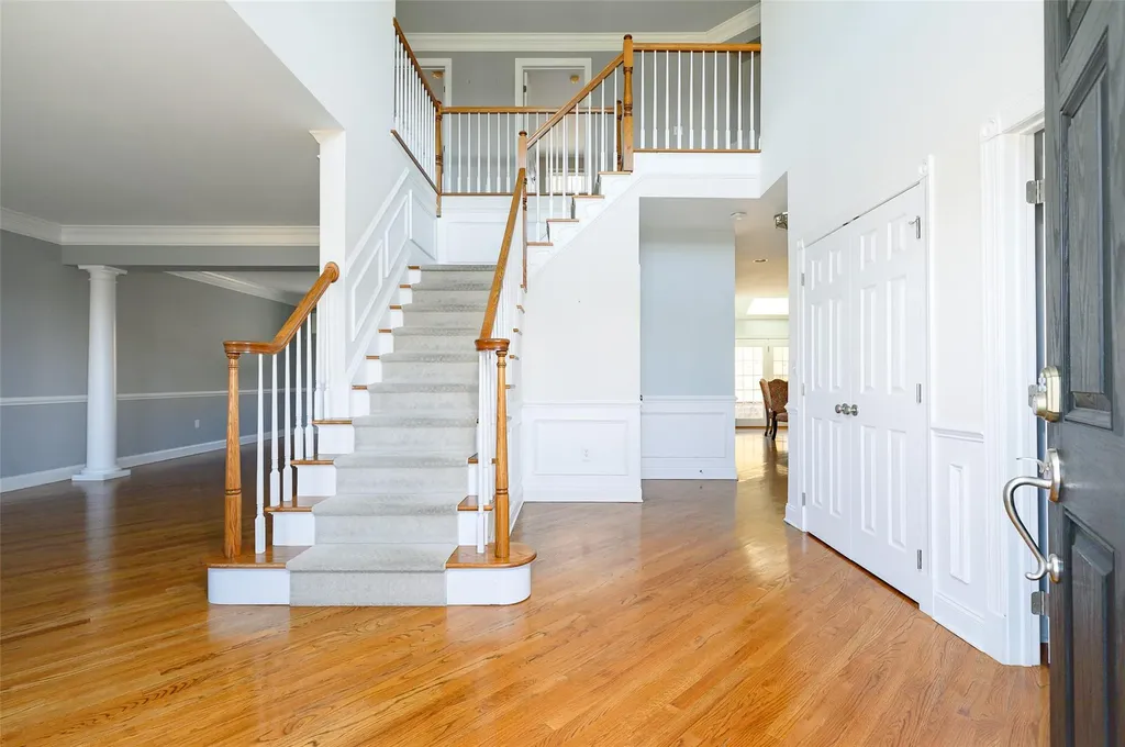 87 Keith Drive Poughkeepsie NY 12603