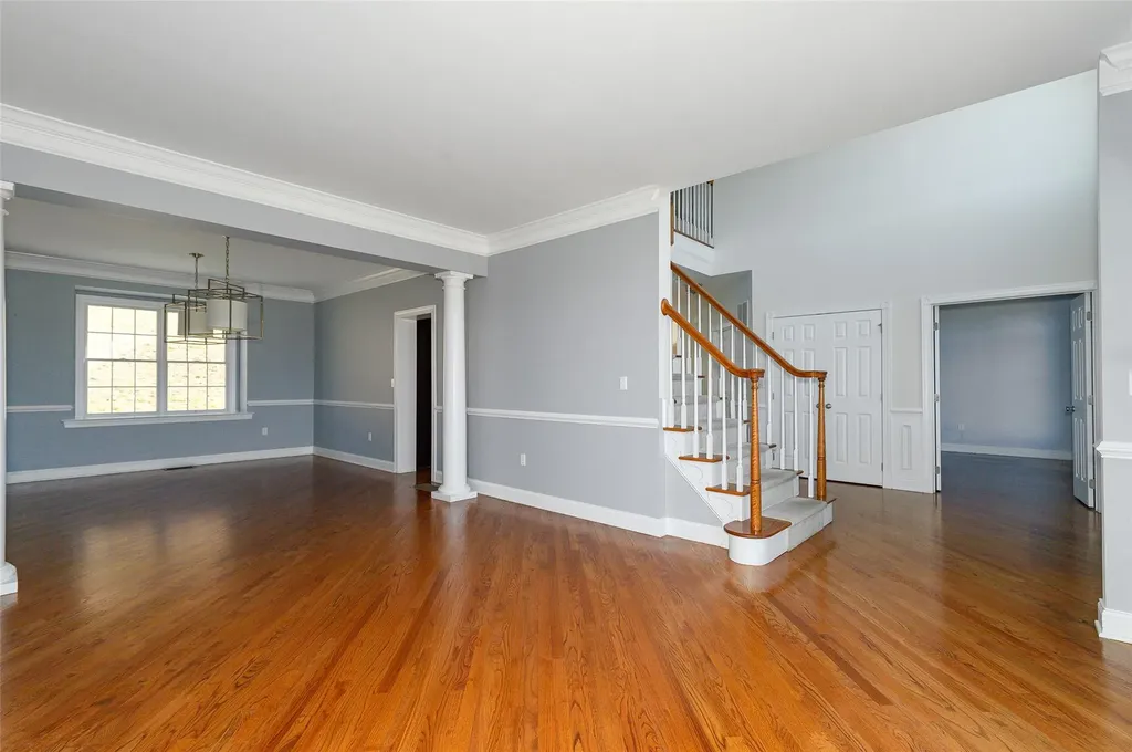 87 Keith Drive Poughkeepsie NY 12603