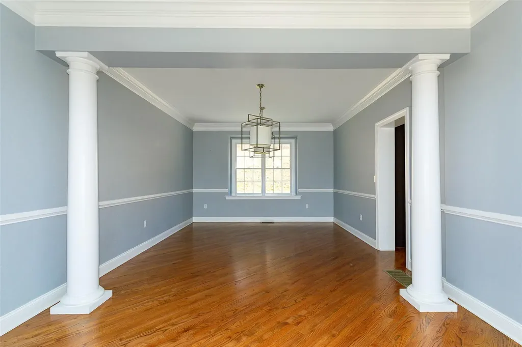 87 Keith Drive Poughkeepsie NY 12603