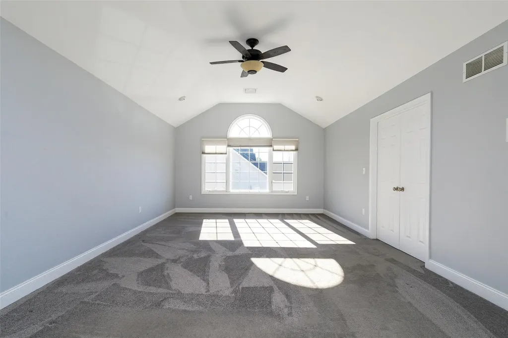 87 Keith Drive Poughkeepsie NY 12603