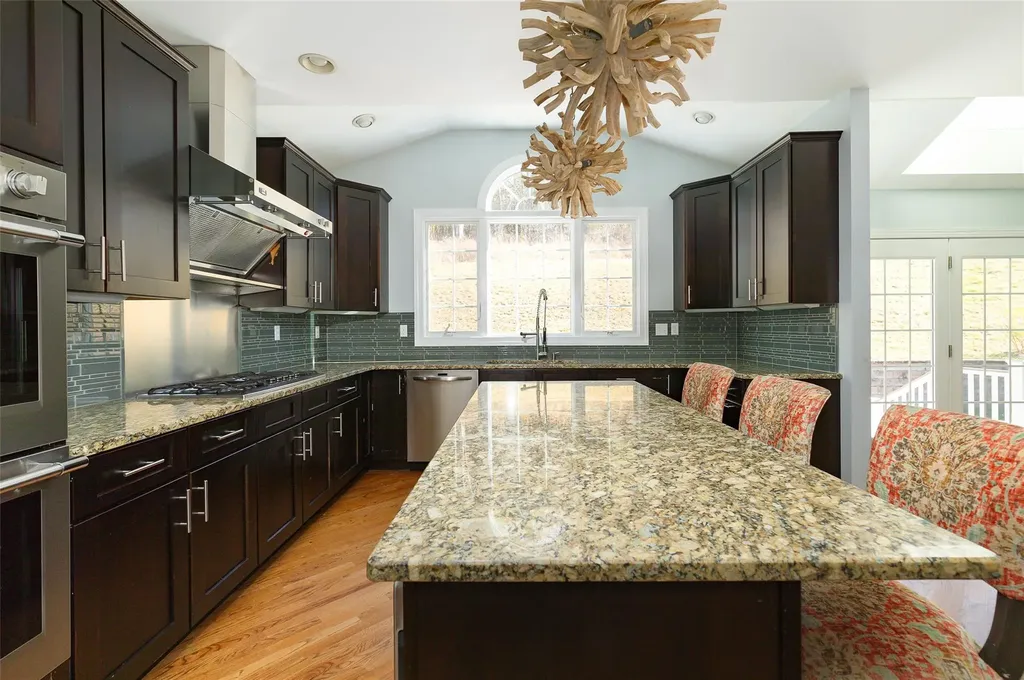 87 Keith Drive Poughkeepsie NY 12603