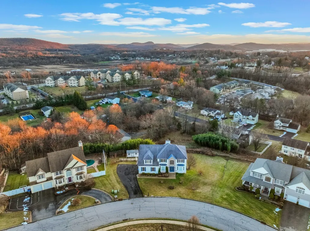 27 Grand View Terrace Chester NY 10918