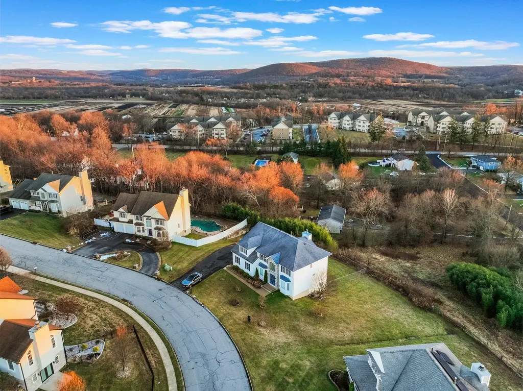 27 Grand View Terrace Chester NY 10918