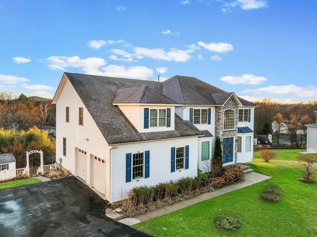 27 Grand View Terrace Chester NY 10918