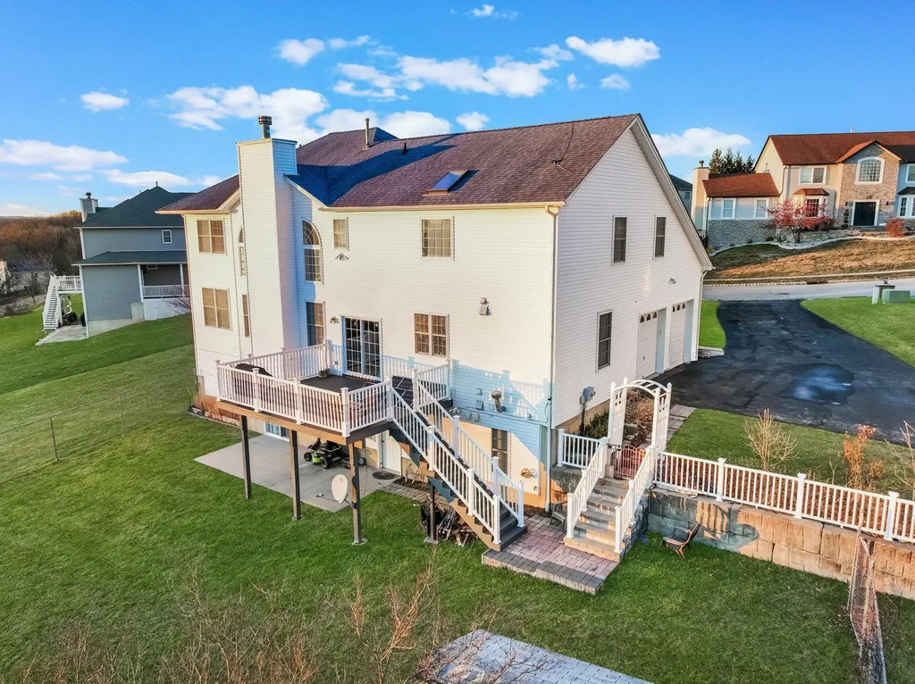 27 Grand View Terrace Chester NY 10918