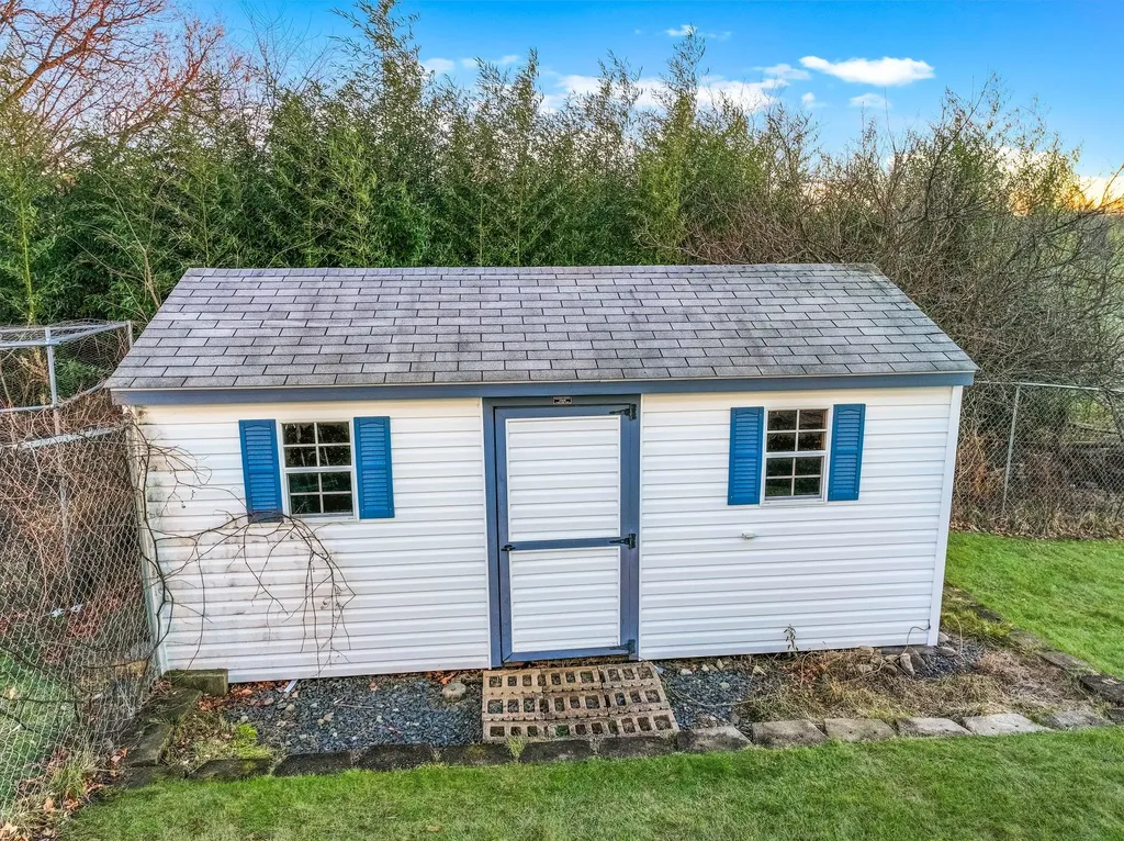 27 Grand View Terrace Chester NY 10918