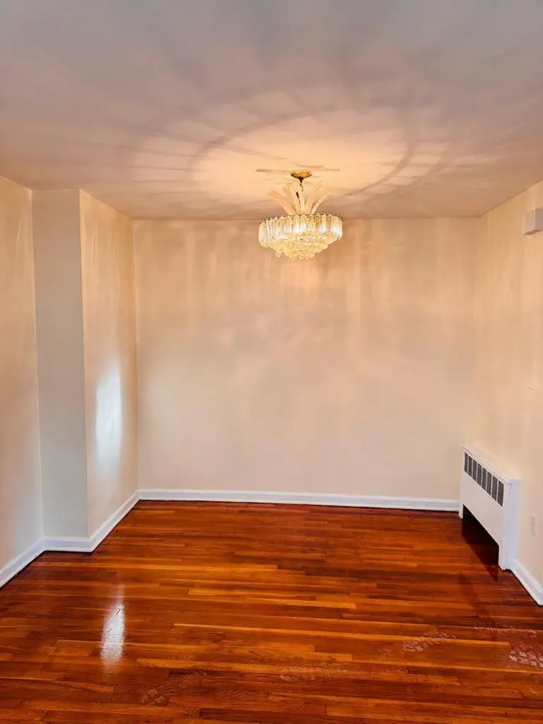749 E 218th Street Bronx NY 10467