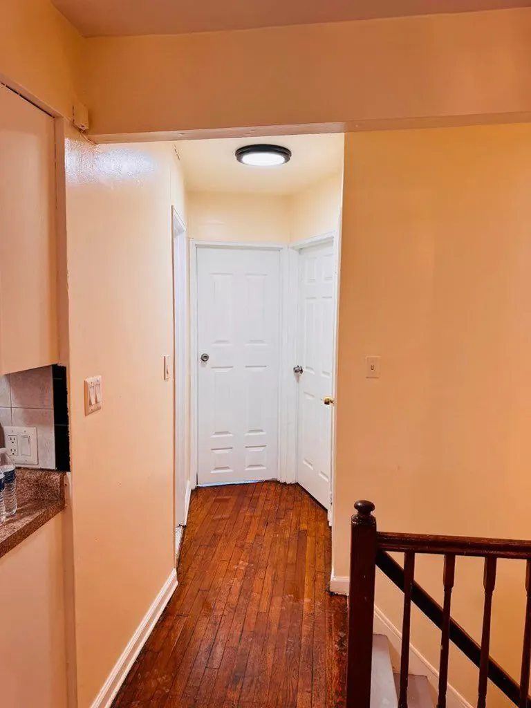 749 E 218th Street Bronx NY 10467