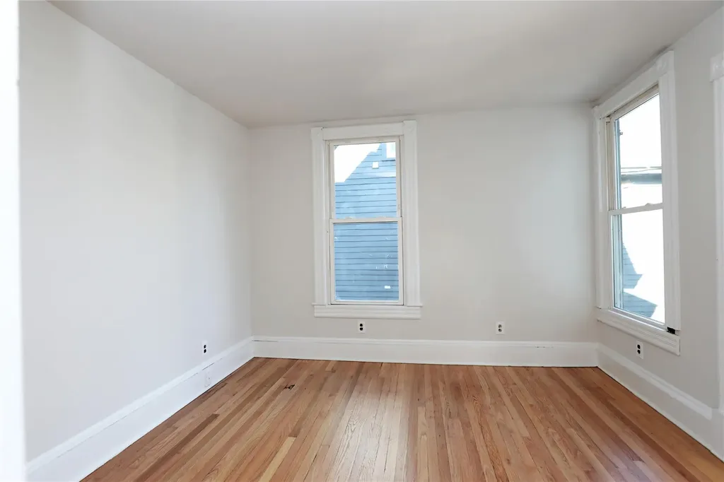 33 Linderman Avenue Kingston NY 12401