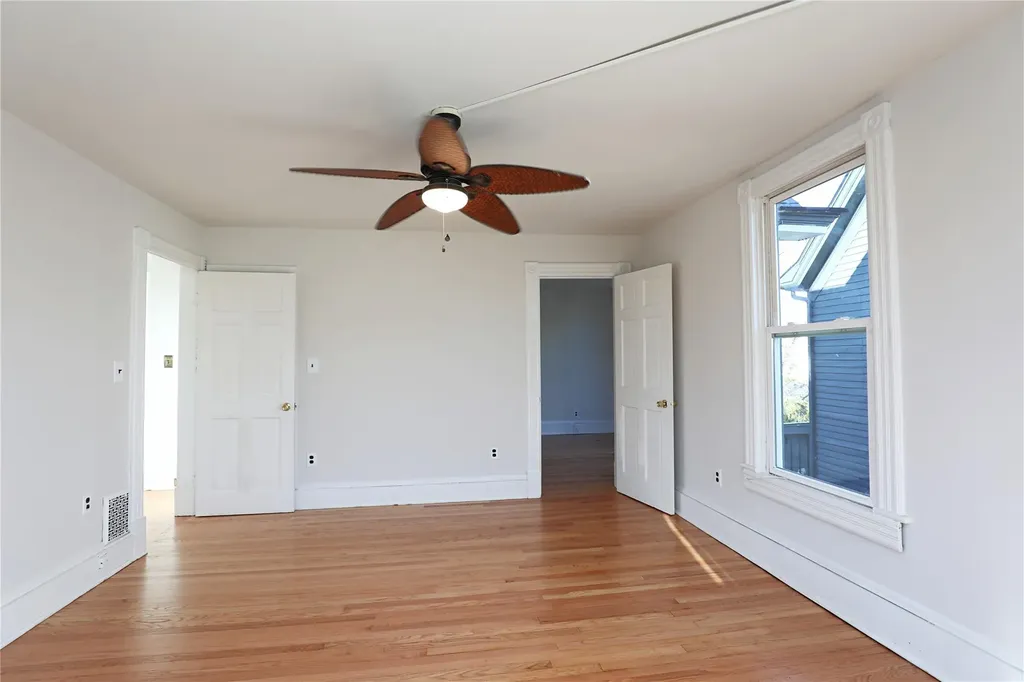 33 Linderman Avenue Kingston NY 12401