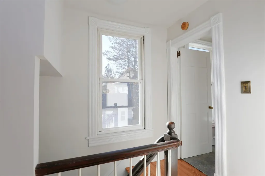 33 Linderman Avenue Kingston NY 12401