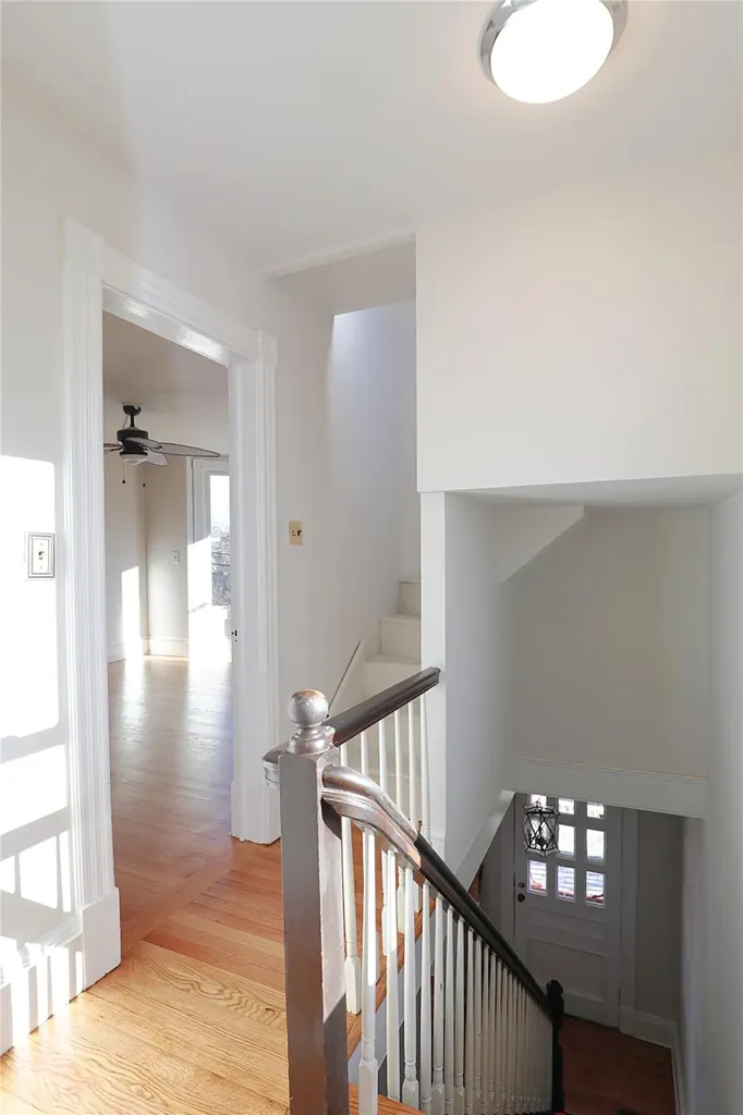 33 Linderman Avenue Kingston NY 12401