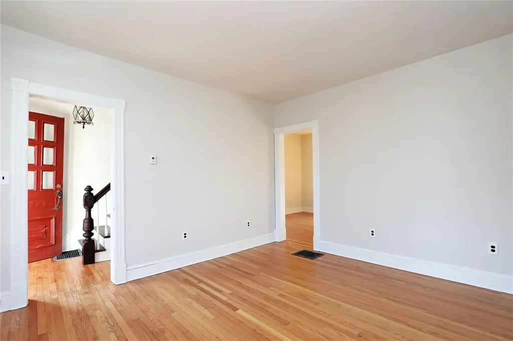 33 Linderman Avenue Kingston NY 12401