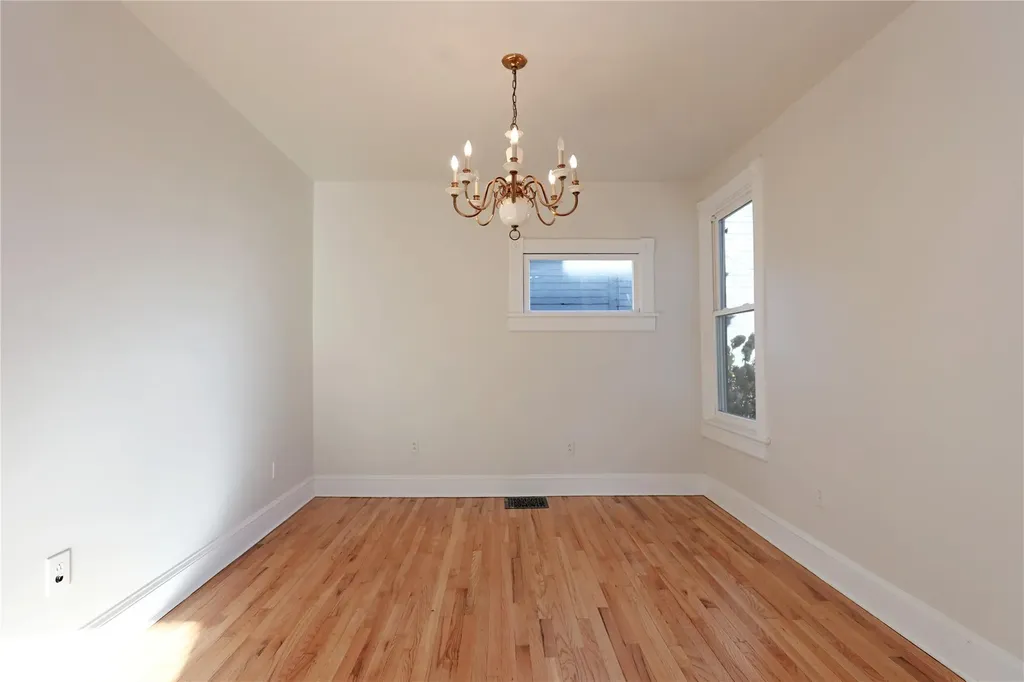 33 Linderman Avenue Kingston NY 12401
