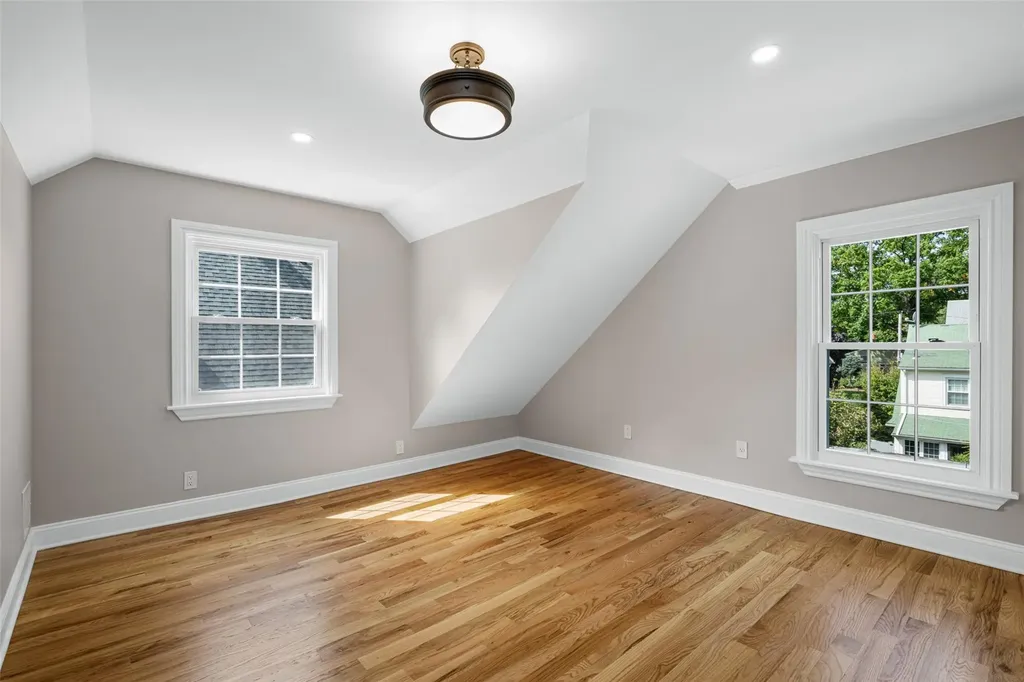 105 Third Avenue Pelham NY 10803