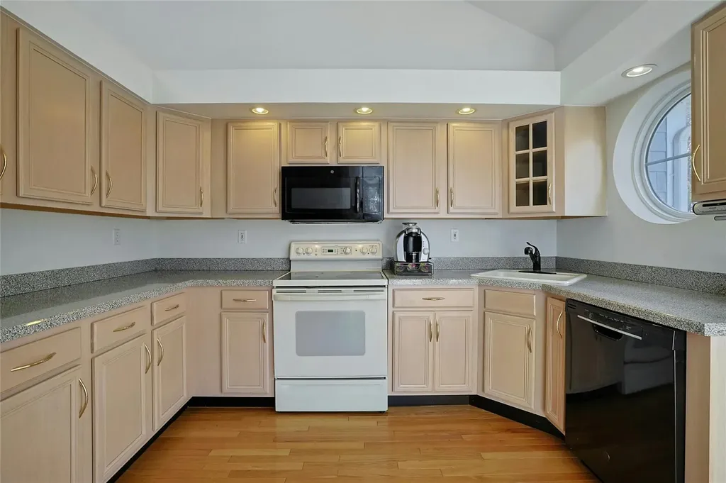 72 Mystic Drive Ossining NY 10562