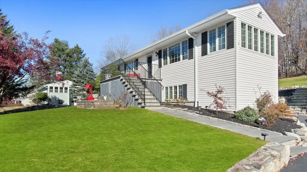 43 Lakeview Road Carmel NY 10512