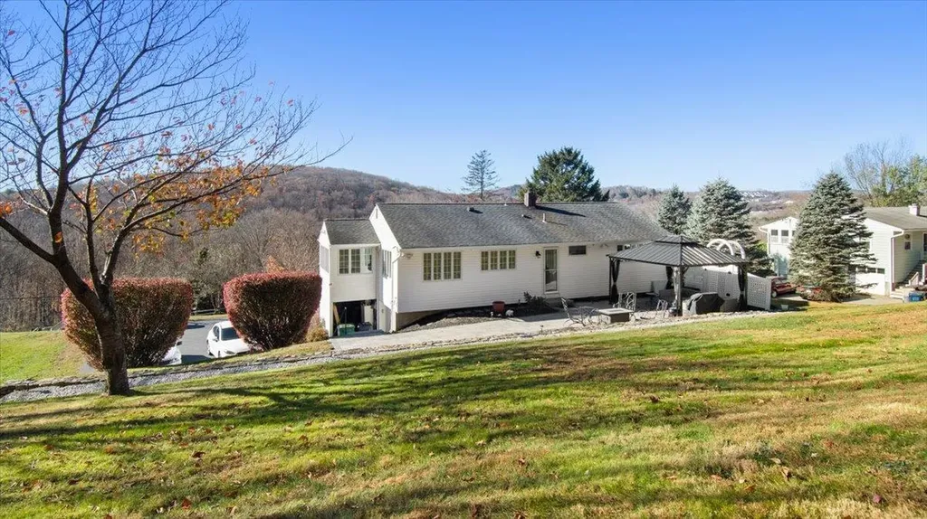 43 Lakeview Road Carmel NY 10512