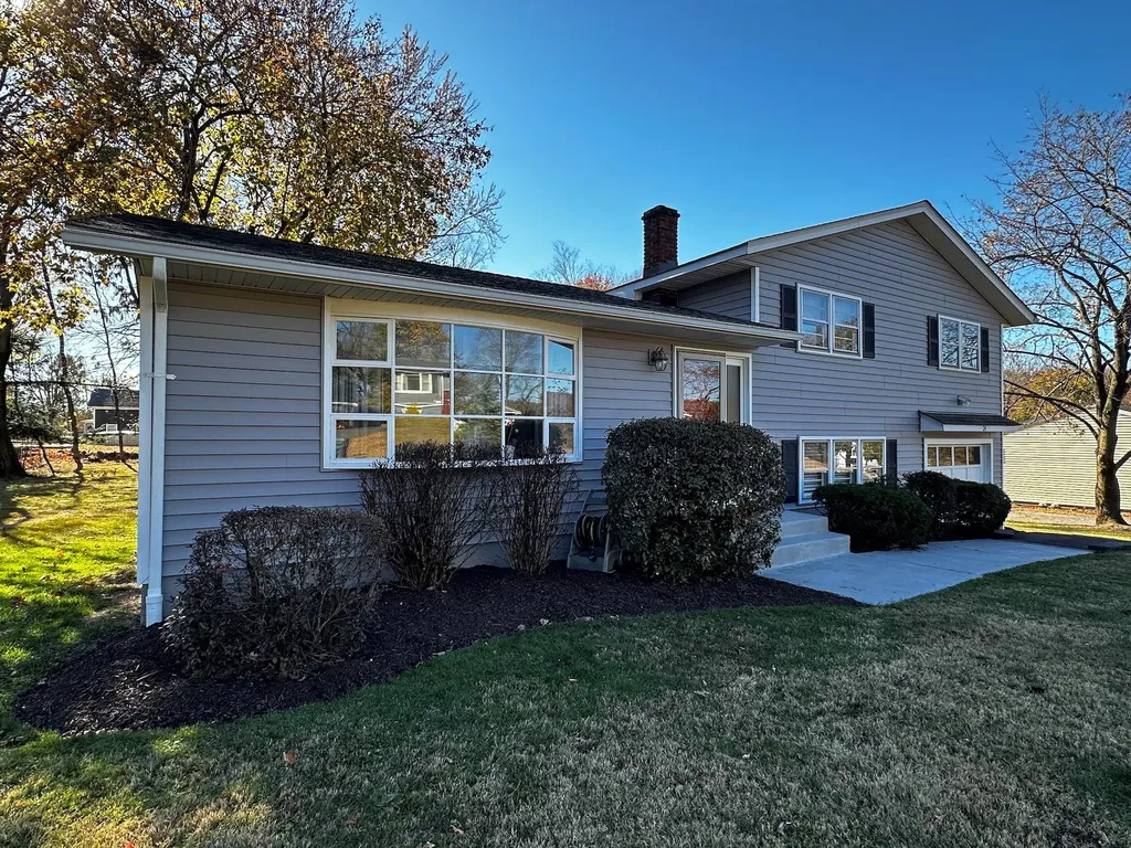 24 Overlook Drive Newburgh NY 12550