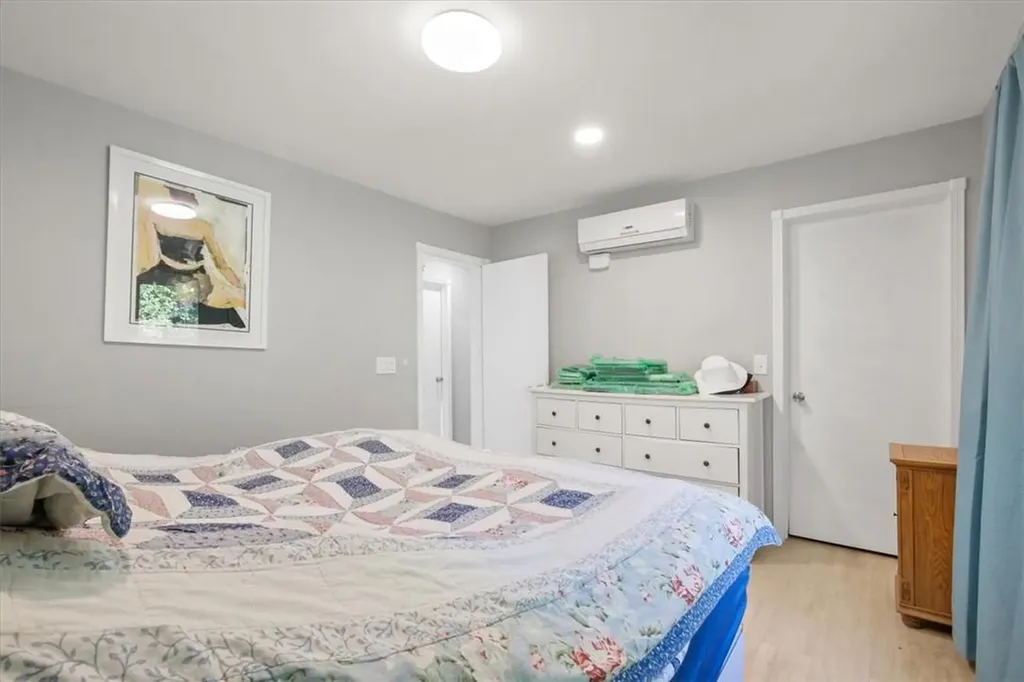 12 3rd Street Marlboro NY 12547