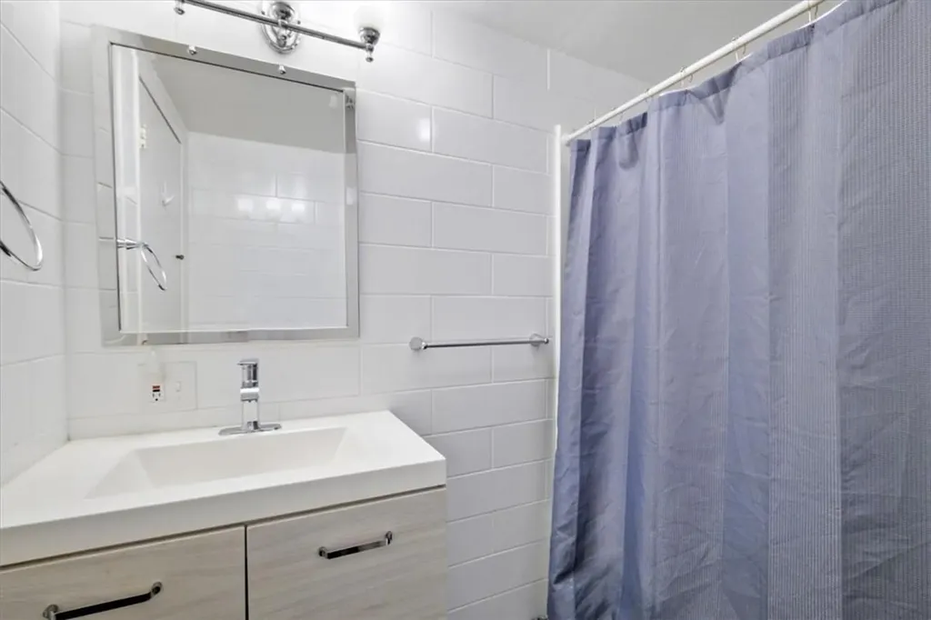 12 3rd Street Marlboro NY 12547