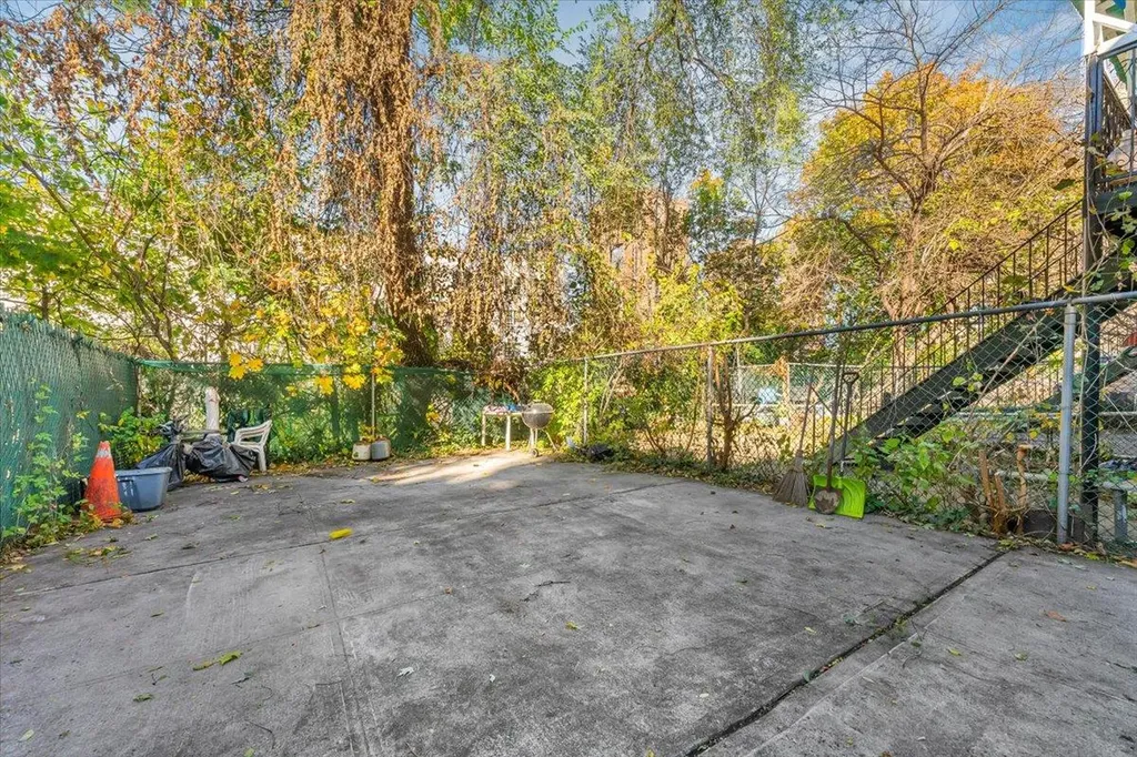 1623 Undercliff Avenue Bronx NY 10453