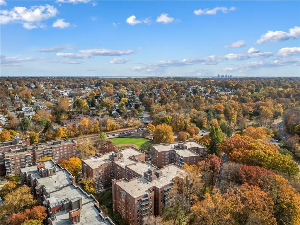 281 Garth Road Scarsdale NY 10583