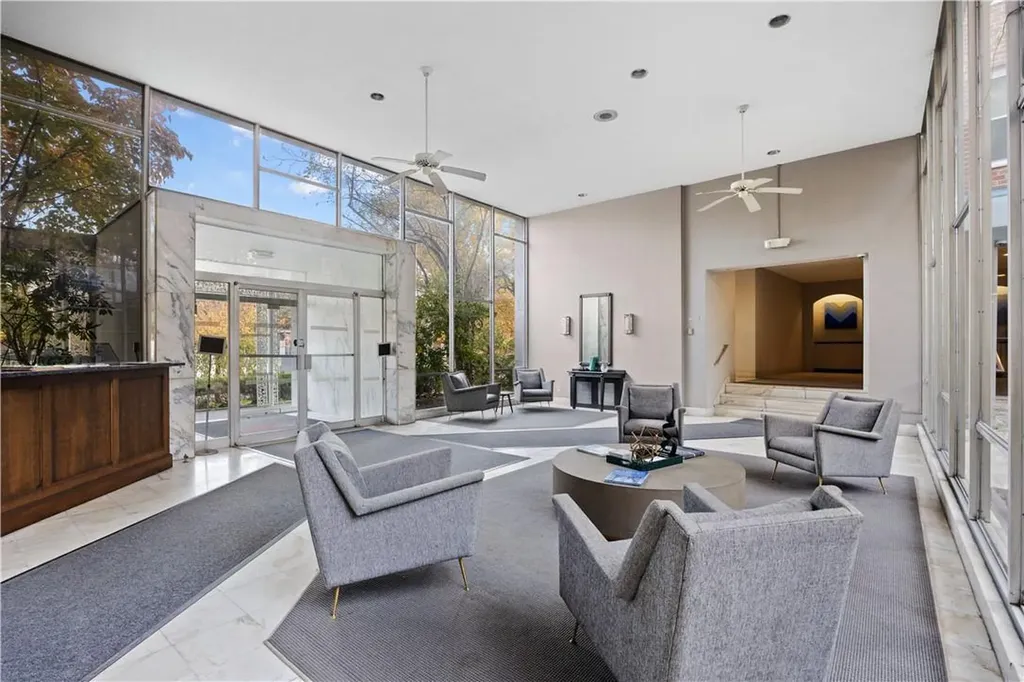 281 Garth Road Scarsdale NY 10583