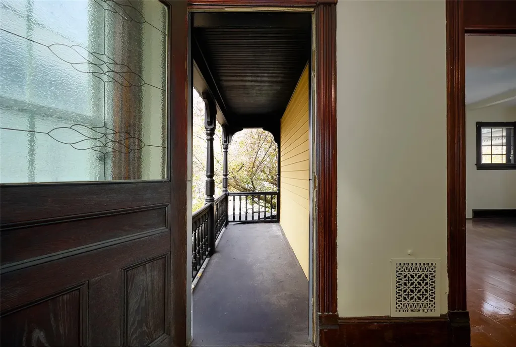 12 Franklin Street Poughkeepsie NY 12601