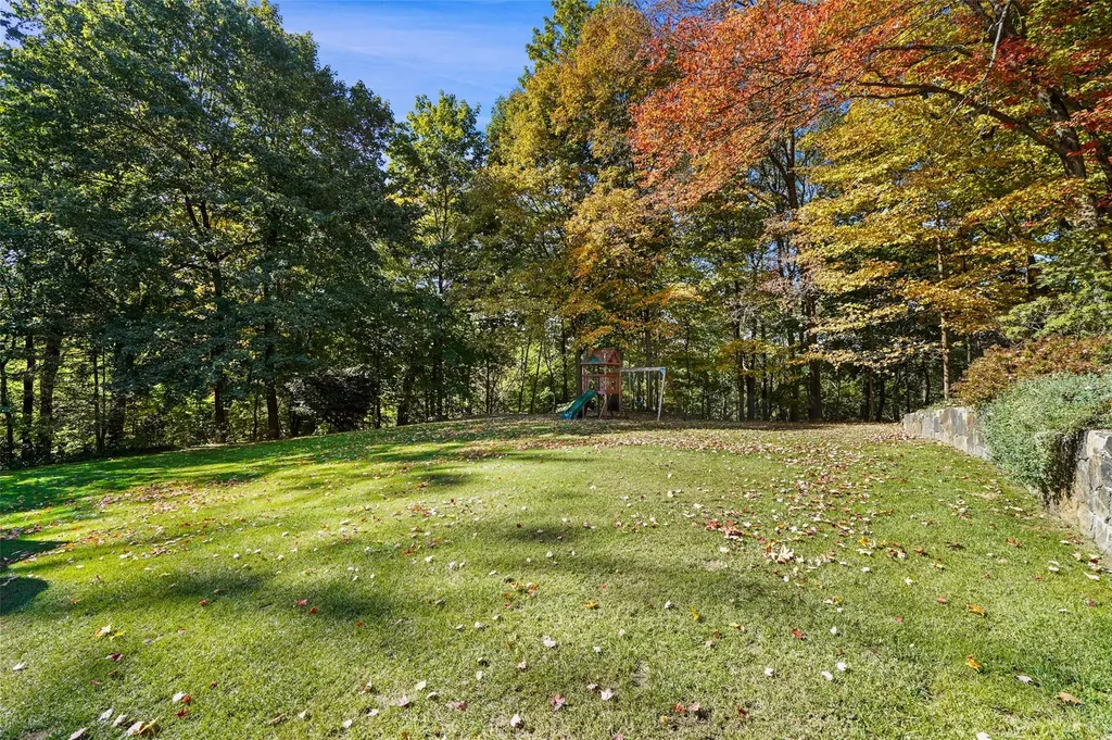 40 Aldridge Road Chappaqua NY 10514