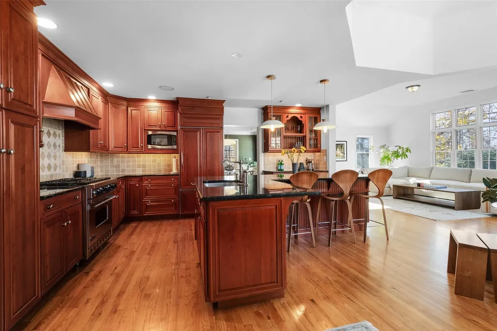 40 Aldridge Road Chappaqua NY 10514