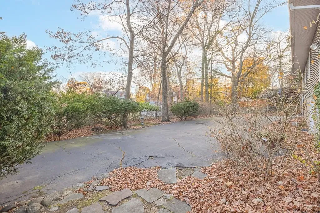 40 Bogert Avenue Pearl River NY 10965